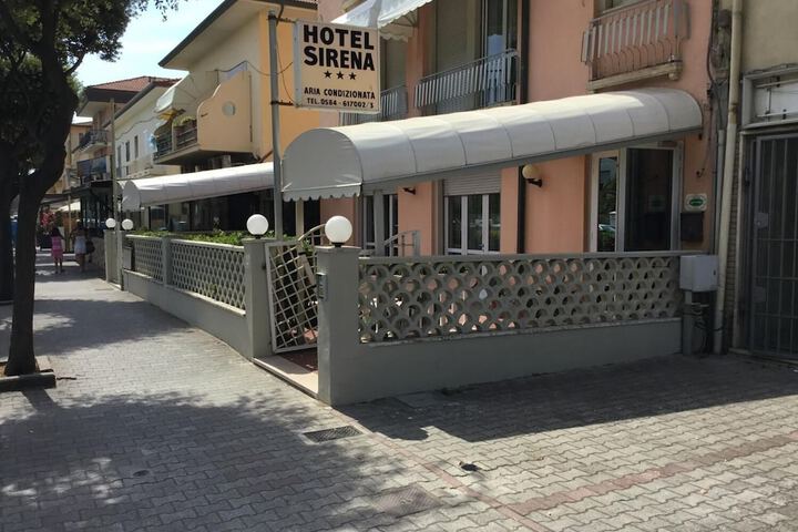 Hotel 60 of 62