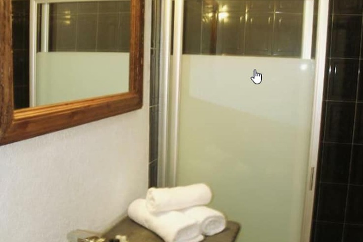 Room 20 of 27