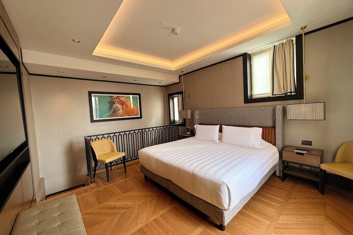 Room 30 of 131