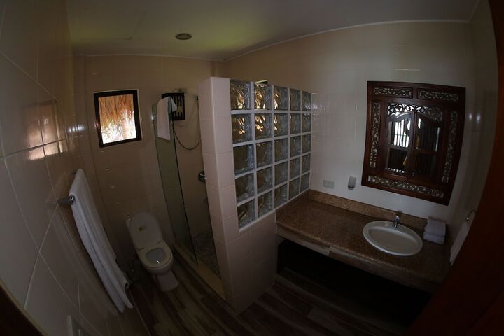 Room 36 of 73
