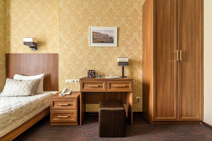 Room 7 of 52