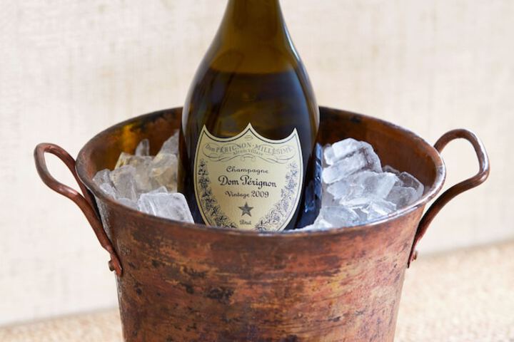 Champagne service