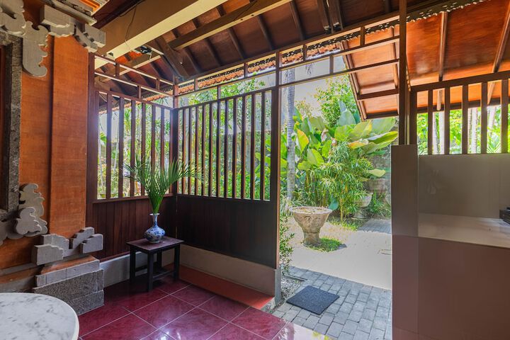 Terrace/Patio 72 of 76