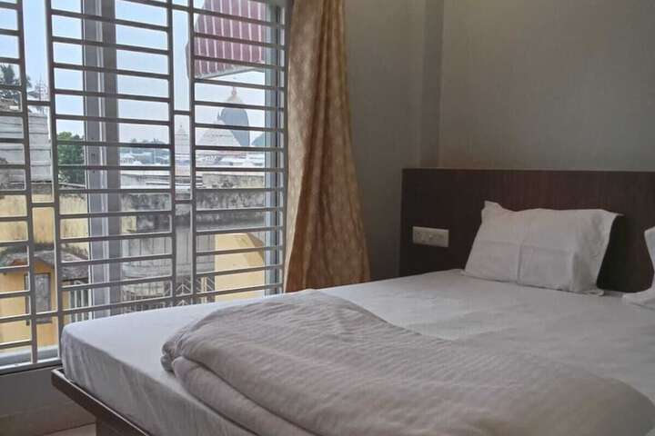 Room 42 of 59