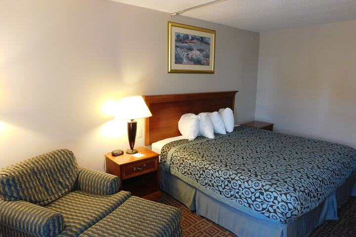 2 King Beds (14 of 15)