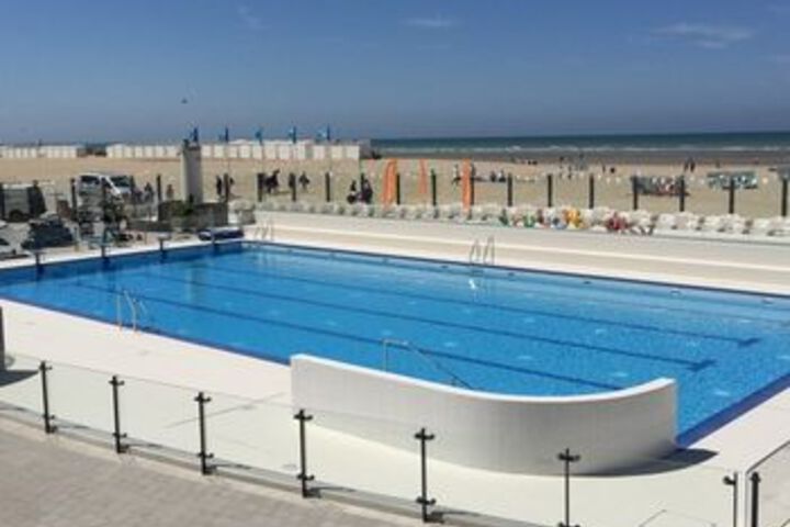Pool 43 of 48