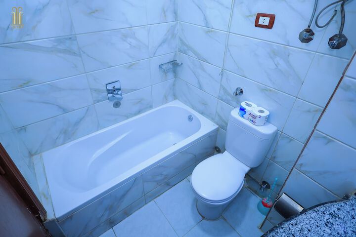 Room 2 of 48