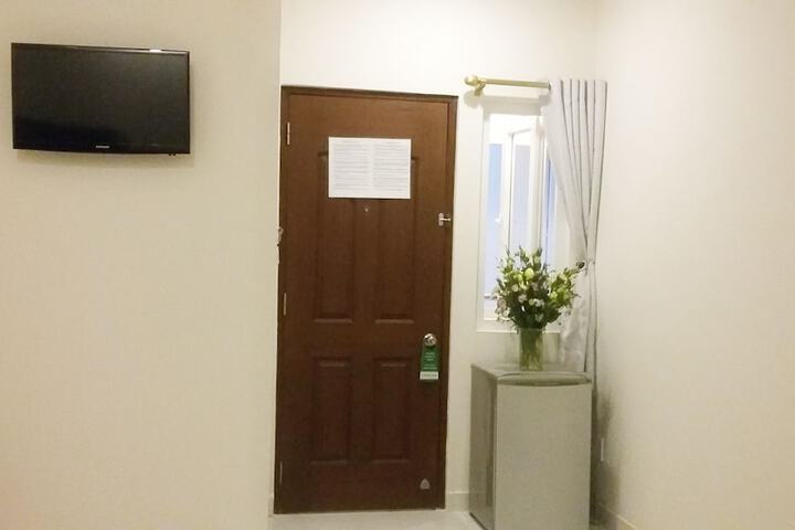 Room 10 of 31