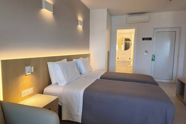 Room 43 of 156