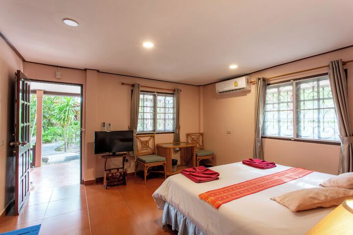 Room 8 of 41