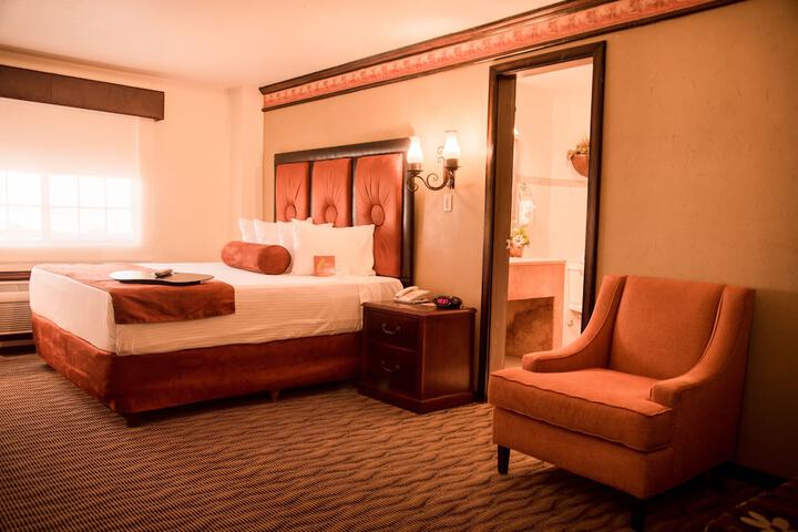 Room 18 of 48