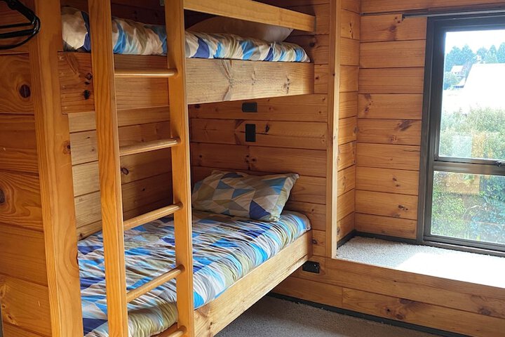 Room 2 of 17