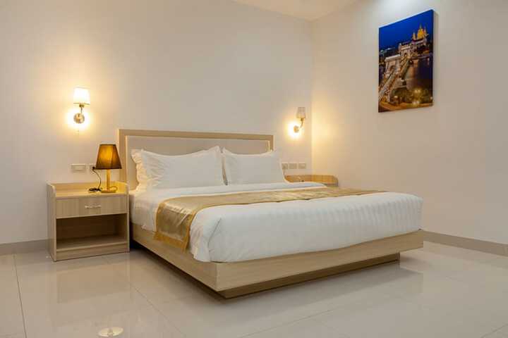 Room 6 of 88