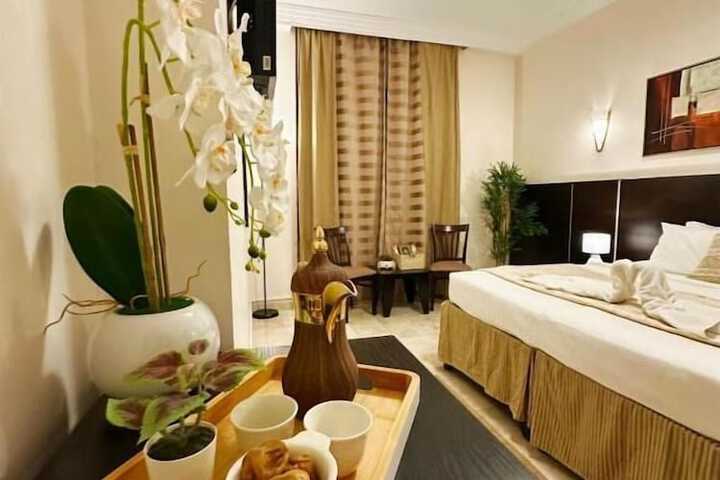 Room 20 of 37