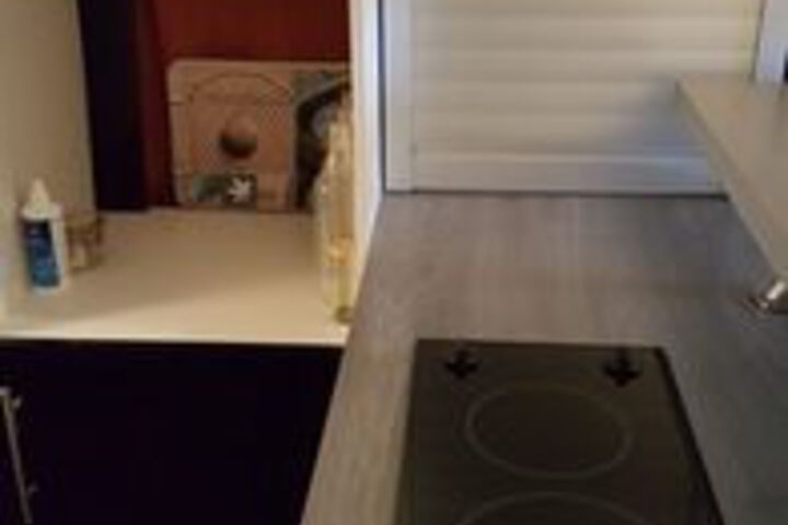Room 13 of 18