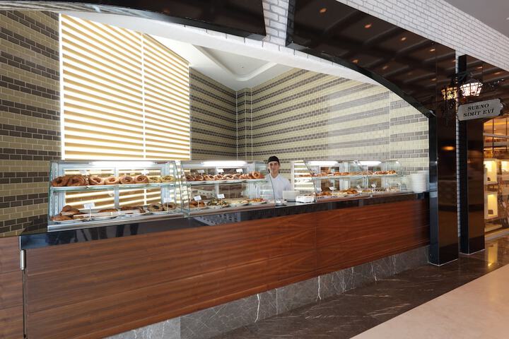 Breakfast/Coffee Service 104 of 147
