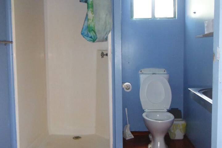 Room 16 of 22