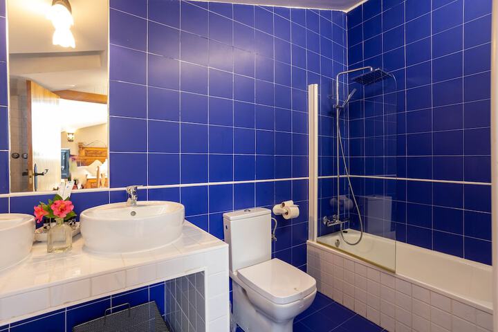 Clean Restrooms