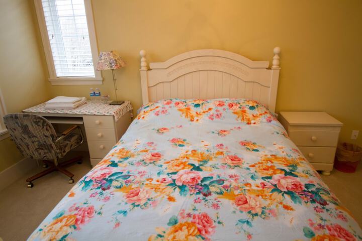 Room 16 of 63