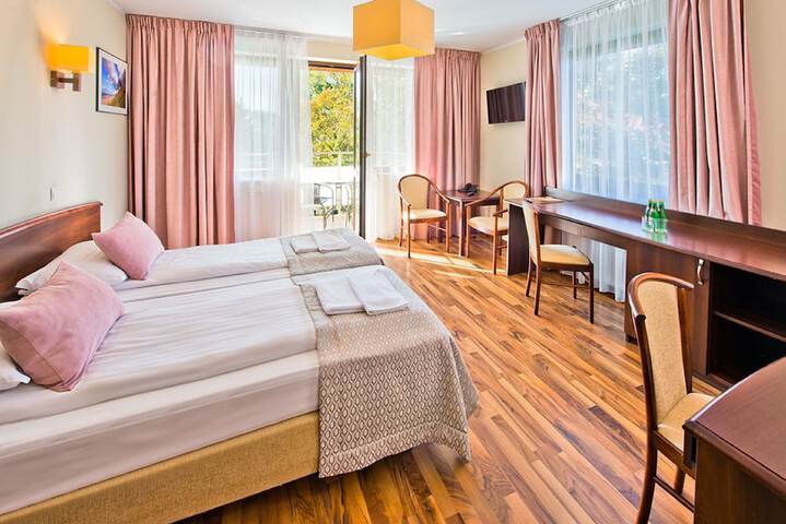 Room 20 of 46