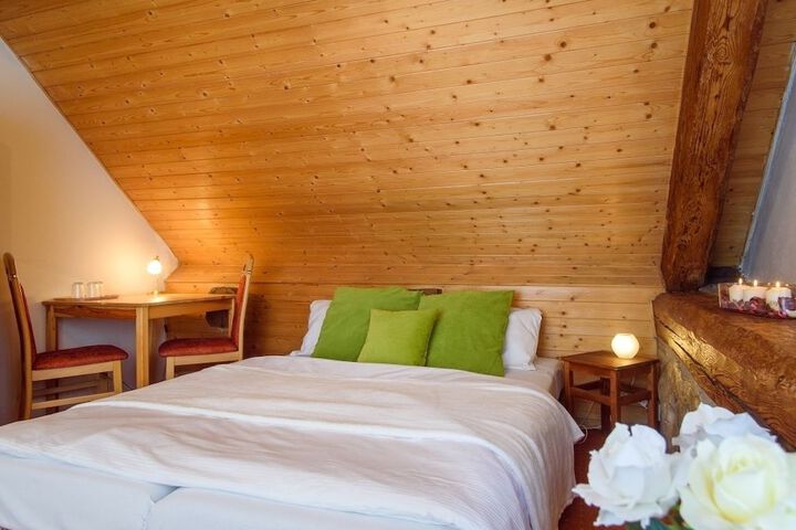 Room 14 of 62