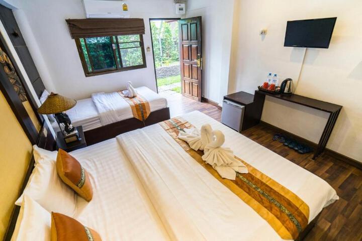Room 3 of 45