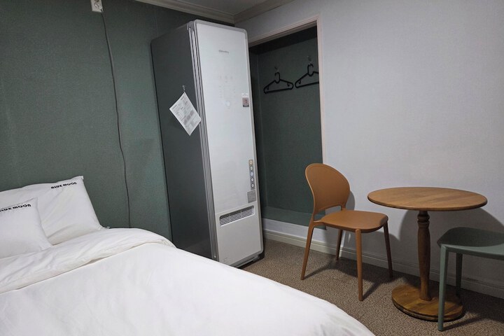 Room 13 of 58