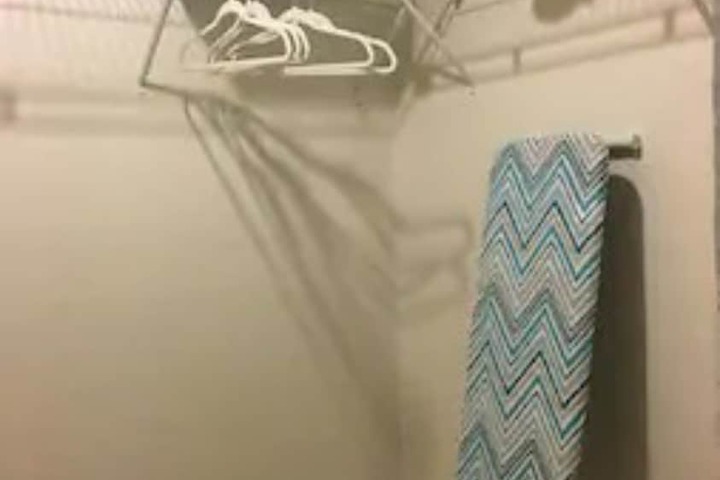 Laundry 21 of 36