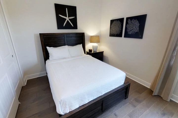 Room 17 of 56