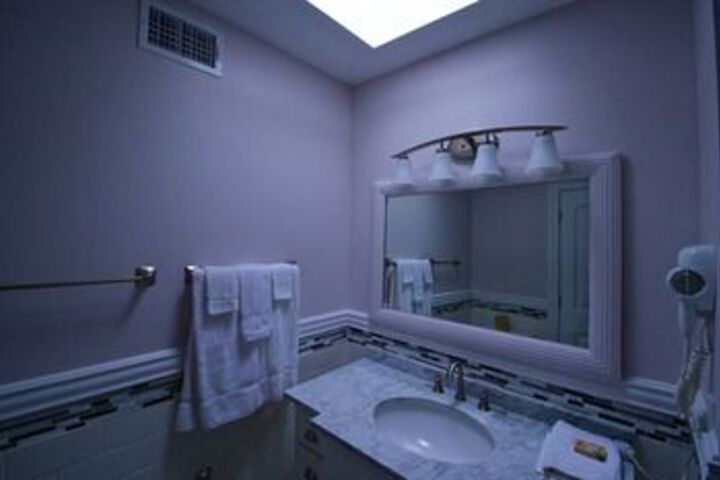 Room 5 of 21