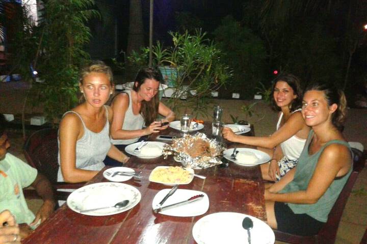 Dining 57 of 90
