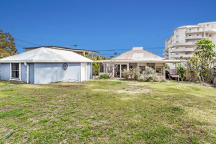 Property Grounds 14 of 17