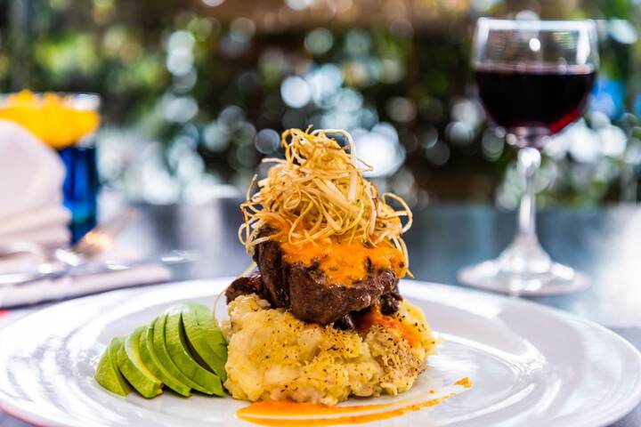 Dining Photos