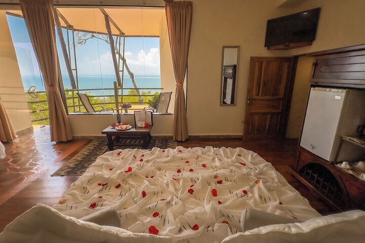 Room 20 of 103
