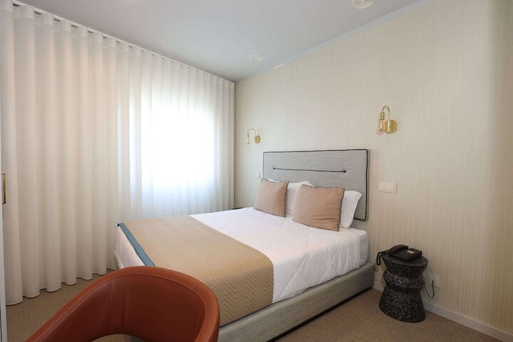 Room 41 of 70