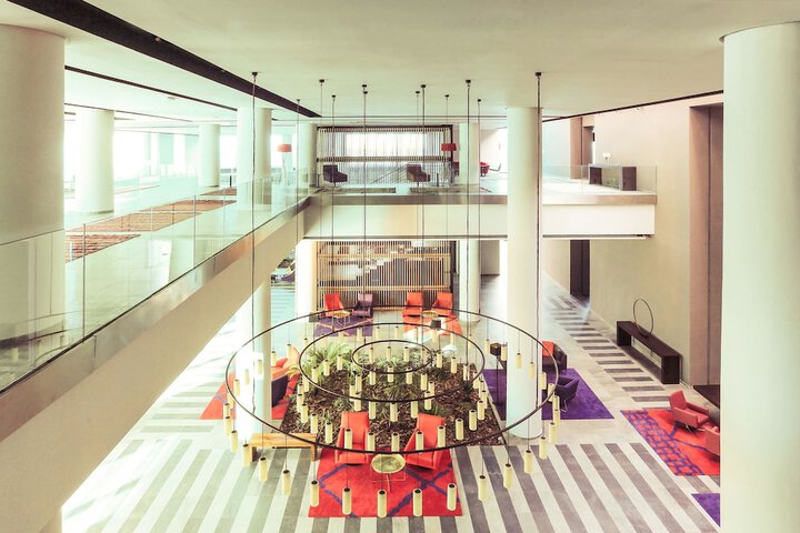 Guest Lobby