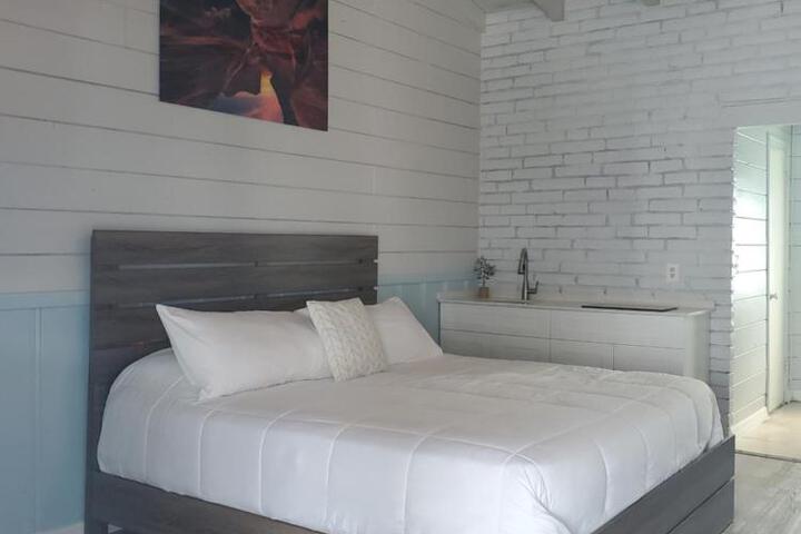2 Double Beds (5 of 7)