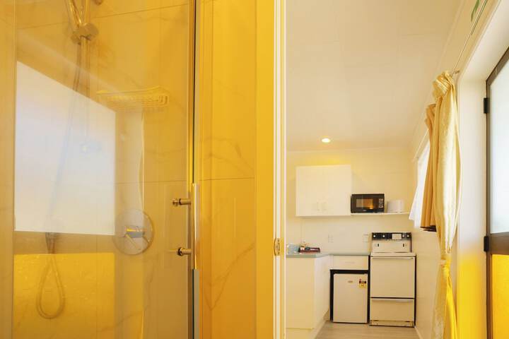 Room 29 of 52