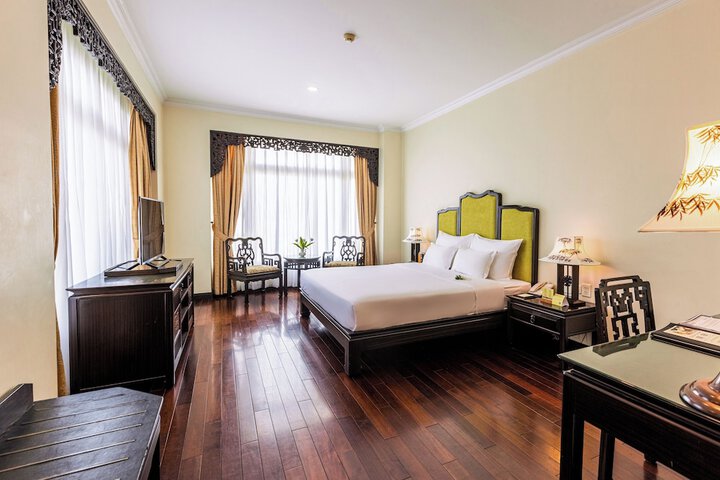 Room 30 of 95