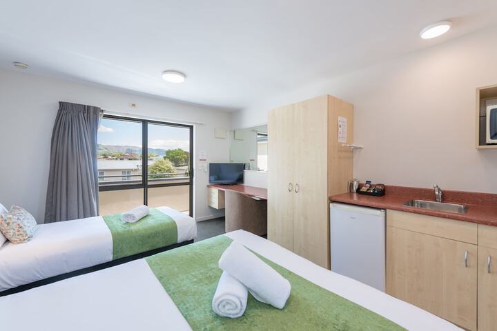 Room 12 of 51