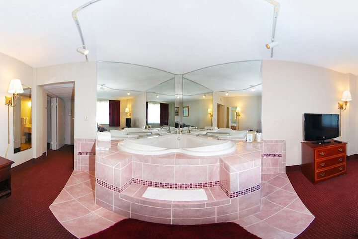 Jetted tub