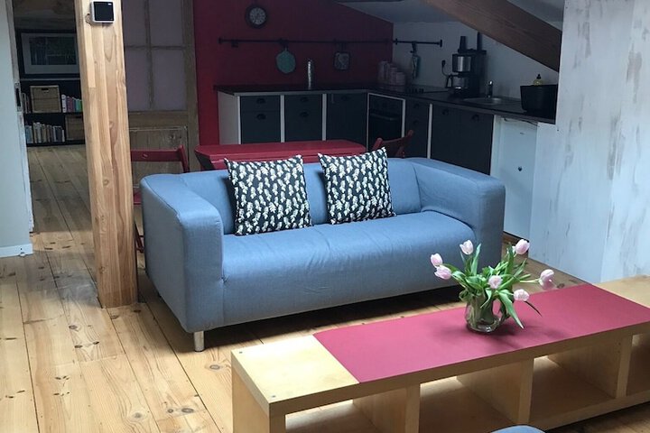 Room 17 of 31