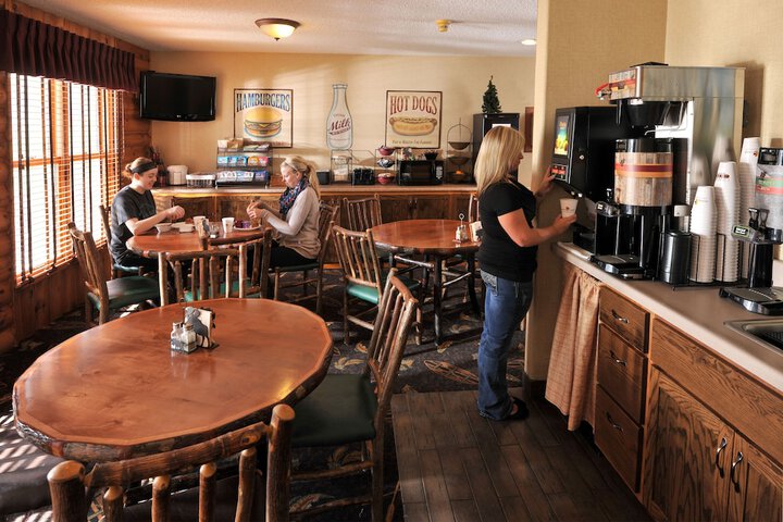 Breakfast area