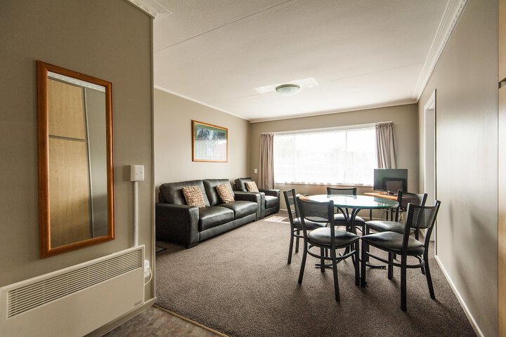 Room 34 of 65