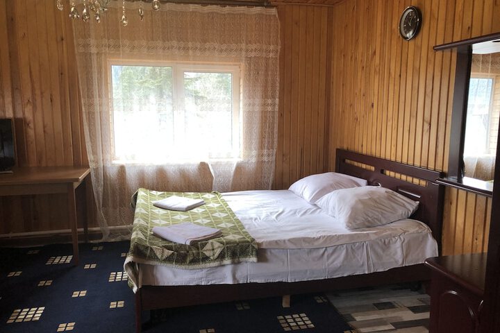 Room 12 of 43