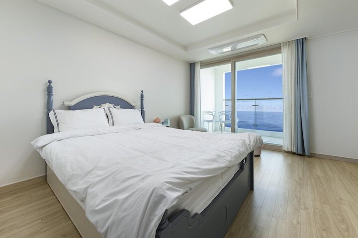 Room 506 of 640