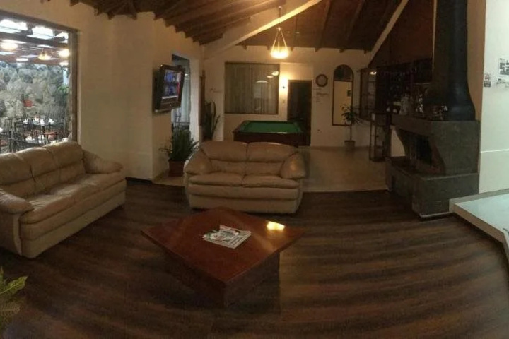 Room 14 of 26