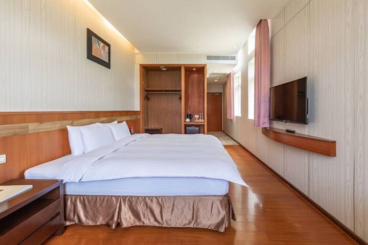 Room 27 of 70