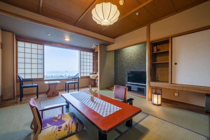 Room 14 of 98