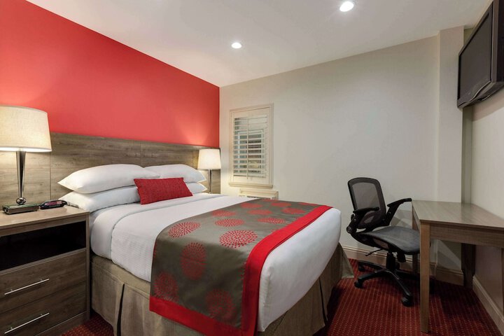 1 Double Bed (3 of 13)
